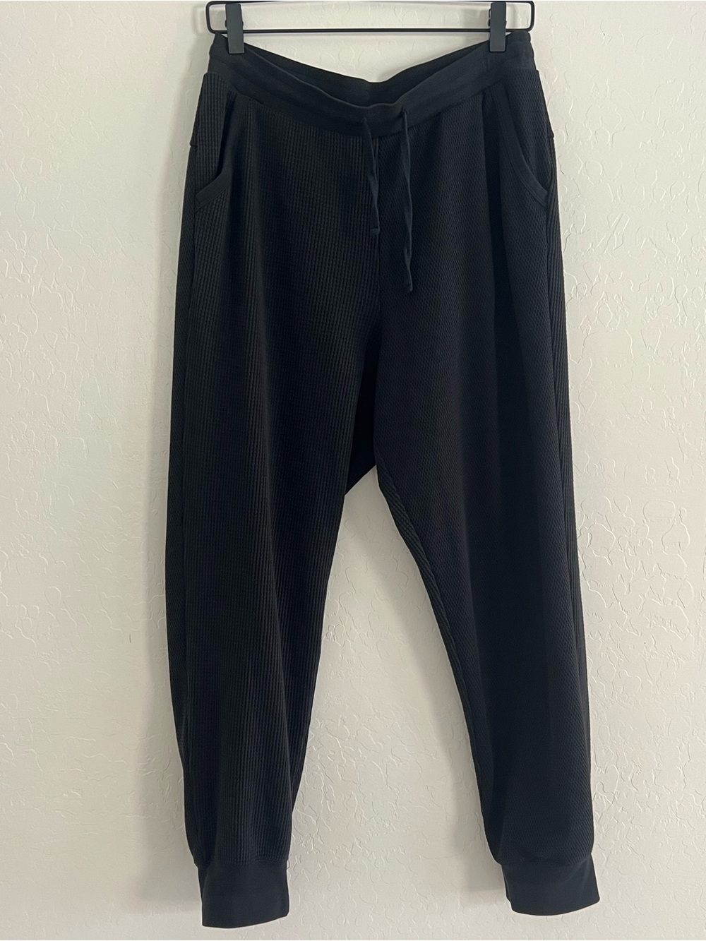 Nike Yoga Luxe Dri-FIT Waffle Knit Joggers - Picture 7 of 12